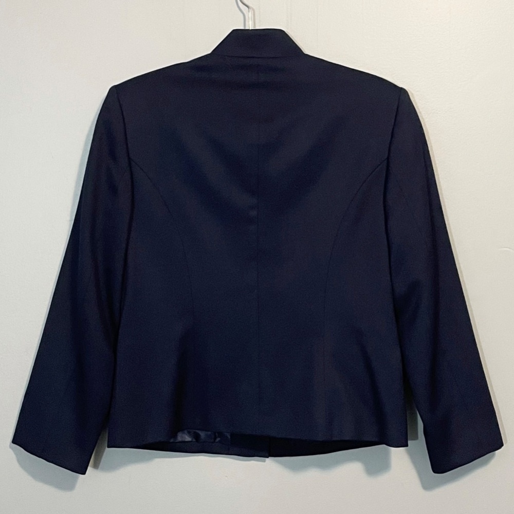 Euc Vtg Pendleton 100% Virgin Wool Navy Cropped B… - image 2